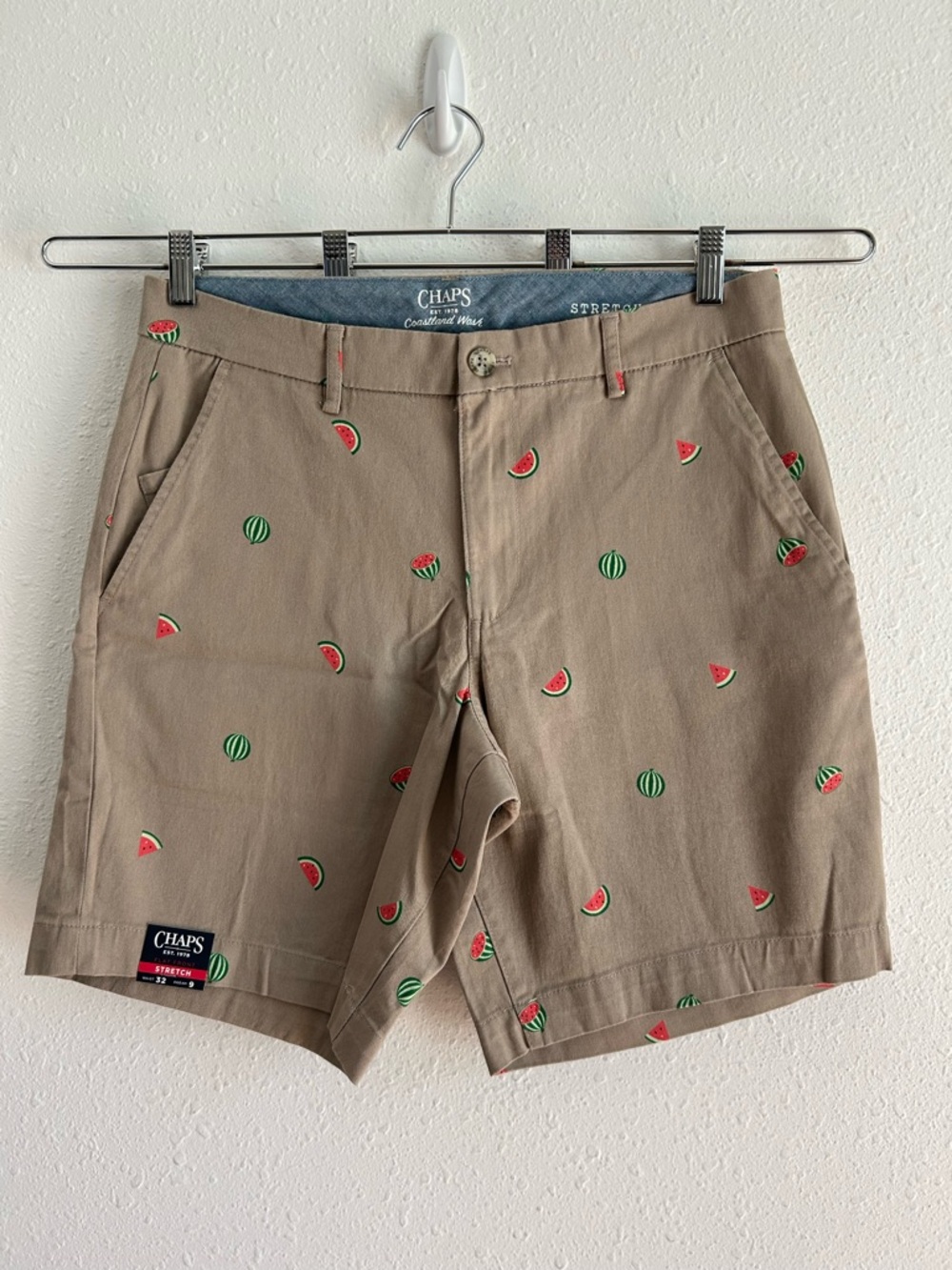Chaps Watermelon Print Shorts Men's Size 32 Beige Stretch Twill